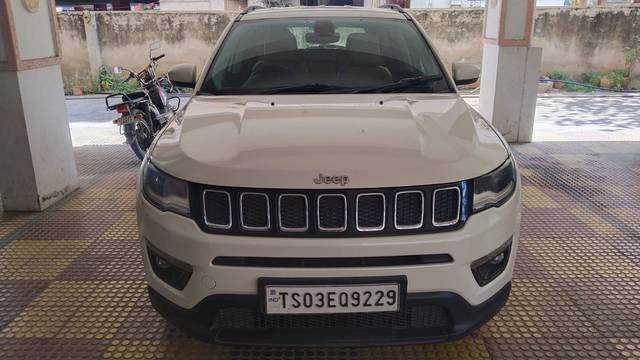 https://images10.gaadi.com/usedcar_image/4391356/original/3c8f05b262dc7441692d11ab90cb9d2d.jpg?imwidth=6400