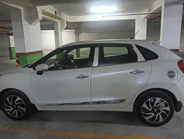 https://images10.gaadi.com/usedcar_image/4391379/original/50d149f646fefca432ea980e1a166e04.jpg?imwidth=6402