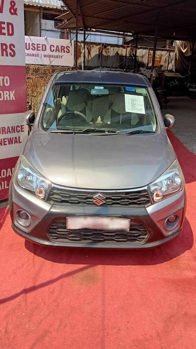 https://images10.gaadi.com/usedcar_image/4391405/original/processed_45abd1c4b8359061cb18965a49b90776.jpg?imwidth=6400