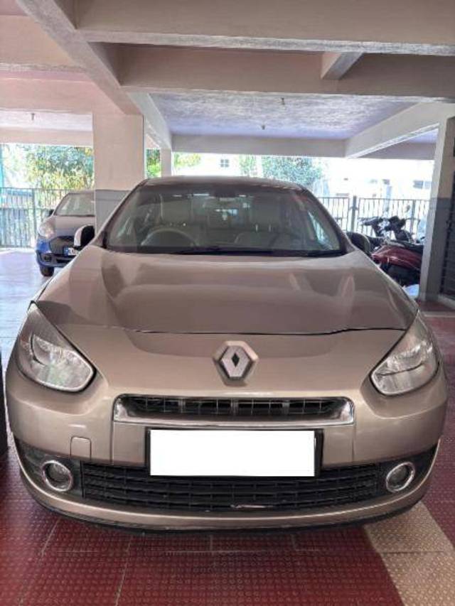 https://images10.gaadi.com/usedcar_image/4391440/original/ffdfc6837f213366fd673ea6ec0a0791.jpeg?imwidth=6400