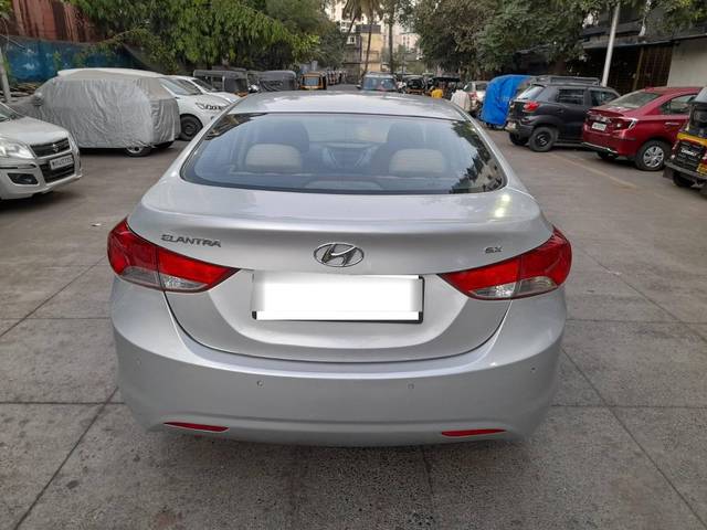 https://images10.gaadi.com/usedcar_image/4391451/original/processed_55717a98987afd4bff81c687fd4c1938.jpeg?imwidth=6401