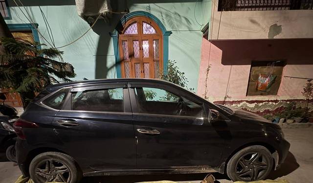 https://images10.gaadi.com/usedcar_image/4391549/original/966b43fc0010b796f193e4cb1d11026c.jpg?imwidth=6400