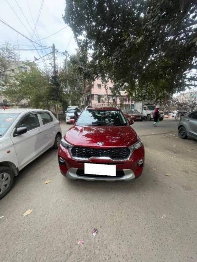 https://images10.gaadi.com/usedcar_image/4391584/original/2f183a6a592e34f3e94d2cdb461d8dfd.jpeg?imwidth=6402