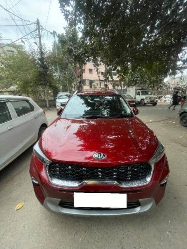 https://images10.gaadi.com/usedcar_image/4391584/original/84b8f50e1406f67cacb2a37f934b13df.jpeg?imwidth=6400