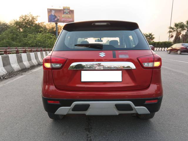 https://images10.gaadi.com/usedcar_image/4391671/original/processed_c5d3b0351fbd3f88569b10acf9364488.jpg?imwidth=6402