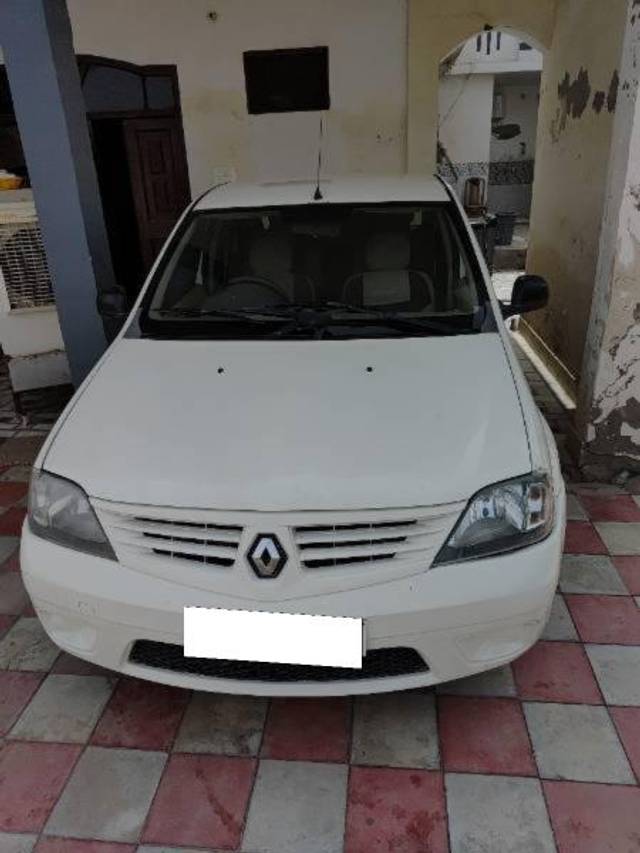 https://images10.gaadi.com/usedcar_image/4391777/original/processed_b8b01026-4768-4ef8-9406-b3e1de7cdf37.jpg?imwidth=6400