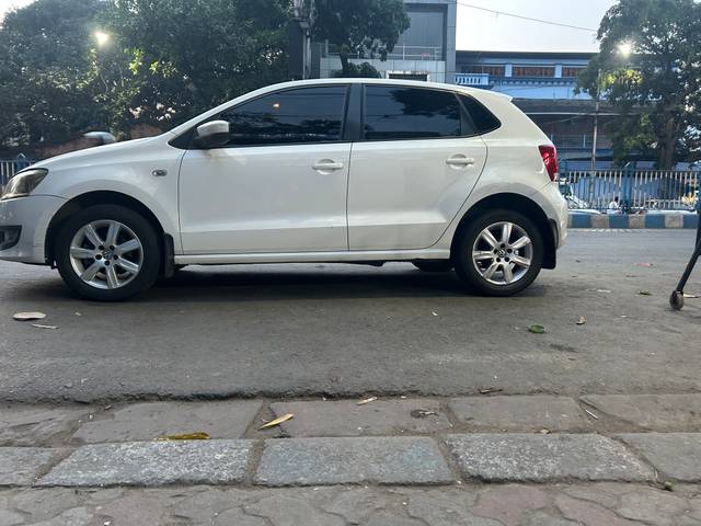 https://images10.gaadi.com/usedcar_image/4391961/original/90ba6b67-7934-4c26-a3af-042bb921387d.jpg?imwidth=6401