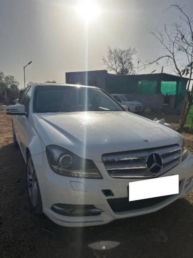 https://images10.gaadi.com/usedcar_image/4392003/original/processed_1bca4f08-4b28-4c27-8da5-5ac3742657bd.jpg?imwidth=6400