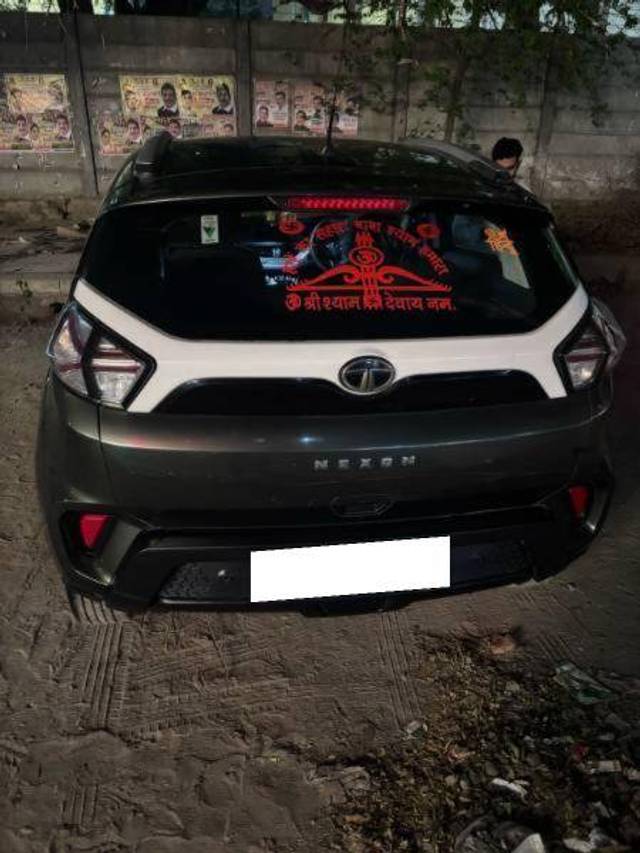 https://images10.gaadi.com/usedcar_image/4392076/original/99c223701fd65777bd2b13bb45a5e7ec.jpg?imwidth=6400