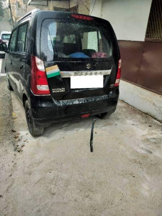 https://images10.gaadi.com/usedcar_image/4392091/original/f4b416ae6be59411365c5decf4089c0b.jpg?imwidth=6400