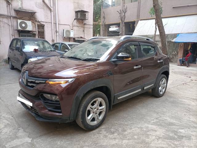 https://images10.gaadi.com/usedcar_image/4392124/original/processed_2ea9b44898c3853120cd32df83a88a9d.jpg?imwidth=6402