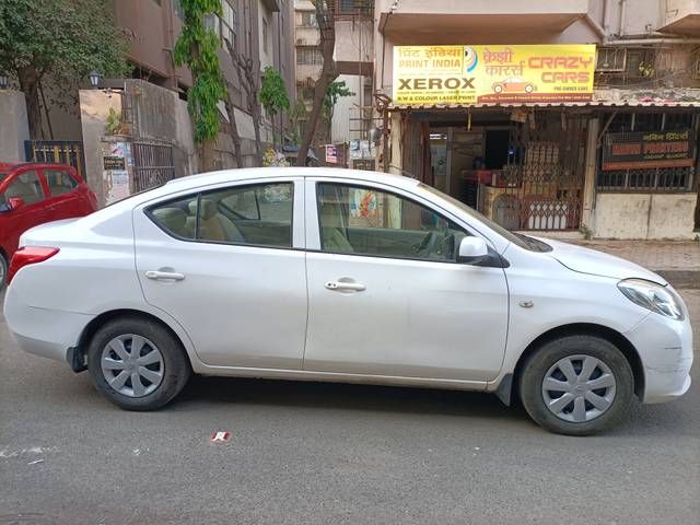 https://images10.gaadi.com/usedcar_image/4392168/original/d853f29bcc35d66e3584bf167626b901.jpg?imwidth=6402