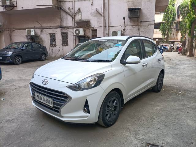 https://images10.gaadi.com/usedcar_image/4392178/original/7945c732aaff0369a94ed05afbfaa9a8.jpg?imwidth=6401