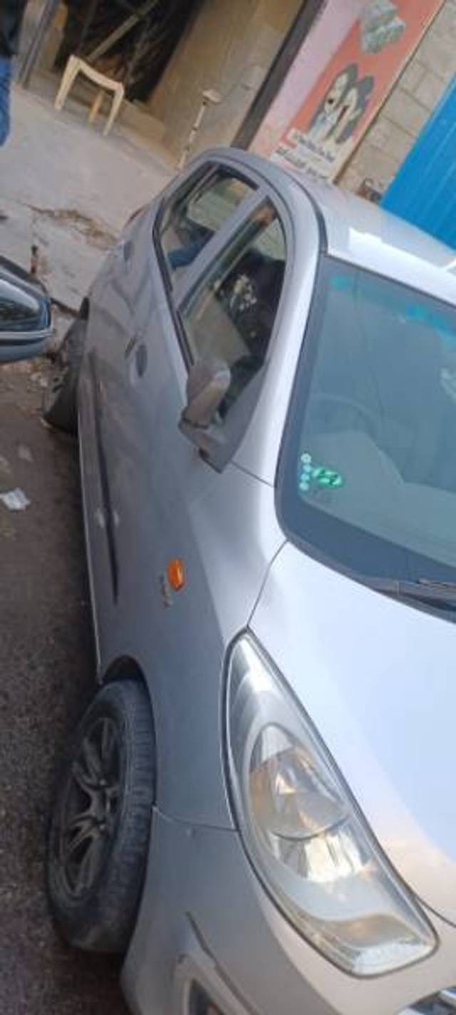 https://images10.gaadi.com/usedcar_image/4392183/original/82c8d4b862cc1254ef99d2f9dca473d1.jpg?imwidth=6400