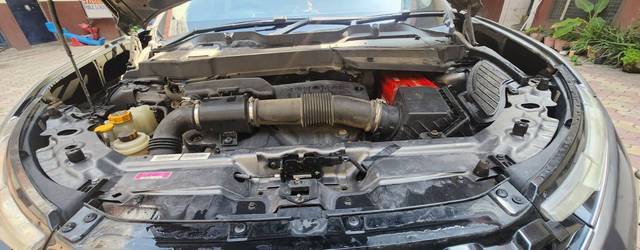 https://images10.gaadi.com/usedcar_image/4392200/original/5918174670b890f38263c329c63b6720.jpg?imwidth=6402
