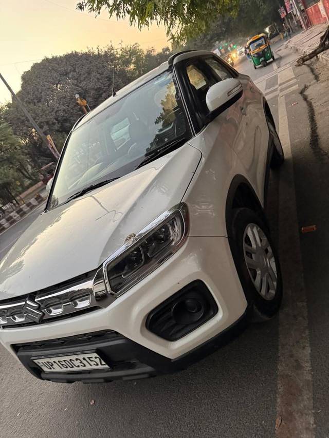 https://images10.gaadi.com/usedcar_image/4392245/original/cbc5b46f5a42277823d08e8137e0d60b.jpg?imwidth=6400