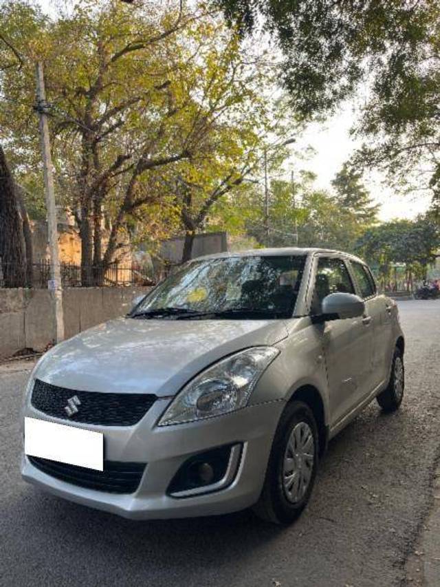 https://images10.gaadi.com/usedcar_image/4392322/original/ea4f38e79bbf1fefb46d354a6f6ac0bc.jpeg?imwidth=6400