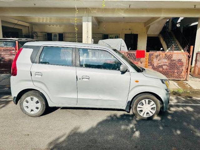 https://images10.gaadi.com/usedcar_image/4392324/original/f70c39ed6f94c576c161530d6bd92131.jpeg?imwidth=6402