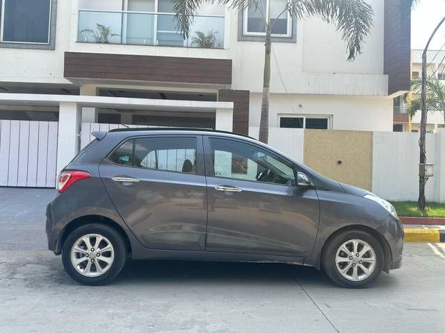 https://images10.gaadi.com/usedcar_image/4392353/original/61d1eef0b8ed69f47ed1c1121a069808.jpg?imwidth=6401