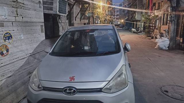 https://images10.gaadi.com/usedcar_image/4392414/original/1445ce345bebc68ab633d6f23a0f1af1.jpg?imwidth=6401