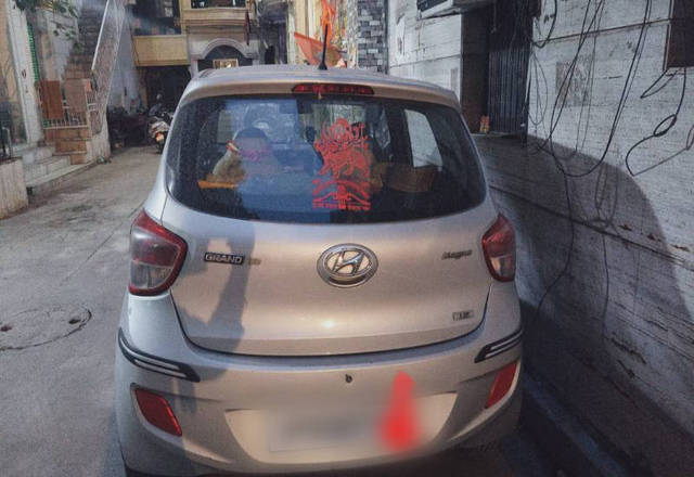 https://images10.gaadi.com/usedcar_image/4392414/original/c5a54899fa7bd78a94884bd9f5a67515.jpg?imwidth=6400