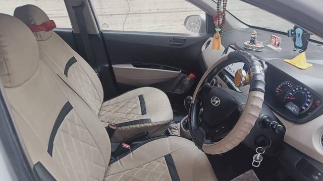 https://images10.gaadi.com/usedcar_image/4392414/original/df374ecf053a1fddb3db03e1162d0a62.jpg?imwidth=6402