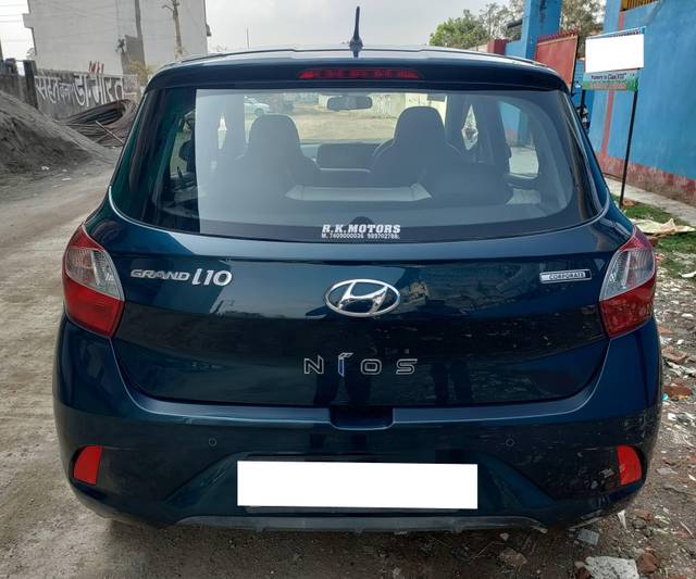 https://images10.gaadi.com/usedcar_image/4392510/original/processed_d9c493cd6ed27753cae33db2d18b6c94.jpg?imwidth=6401