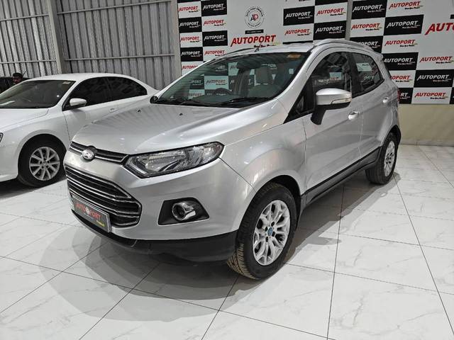 https://images10.gaadi.com/usedcar_image/4392514/original/processed_62b55d500b9a23d3d134df0b25373079.jpg?imwidth=6402