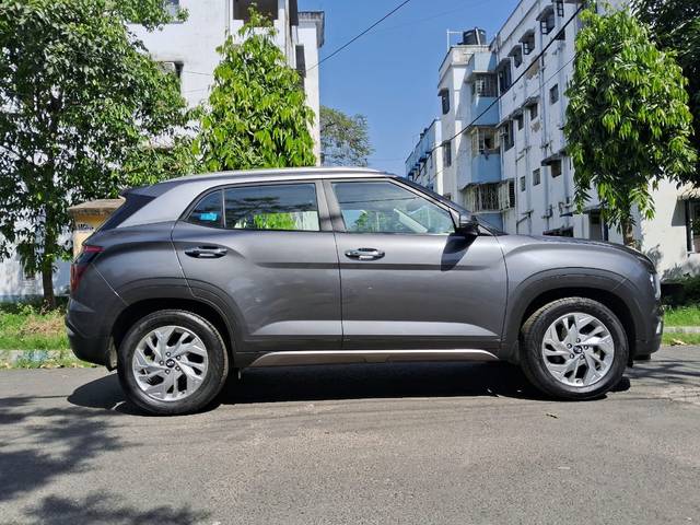 https://images10.gaadi.com/usedcar_image/4392537/original/14681e6f80033dc06c58e8bcac3928b2.jpg?imwidth=6401