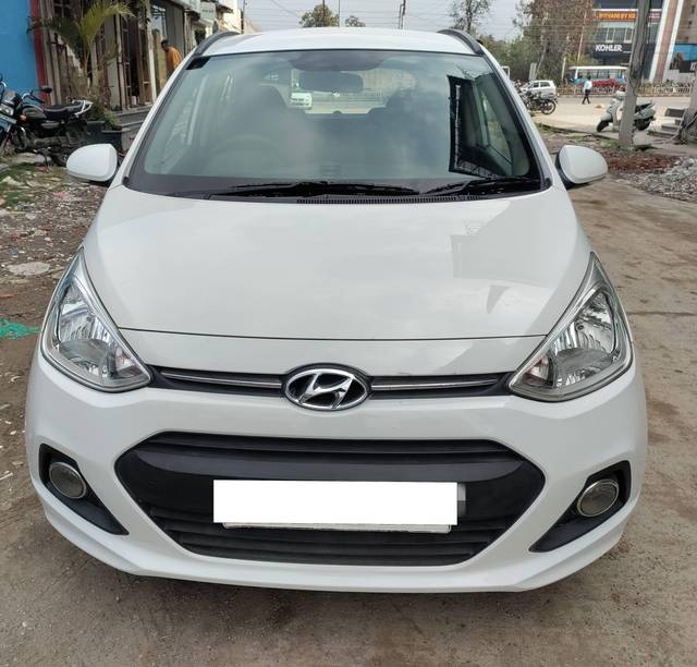 https://images10.gaadi.com/usedcar_image/4392539/original/processed_8b7550d8ac40a5ec8a3145eb50fd75a5.jpg?imwidth=6400