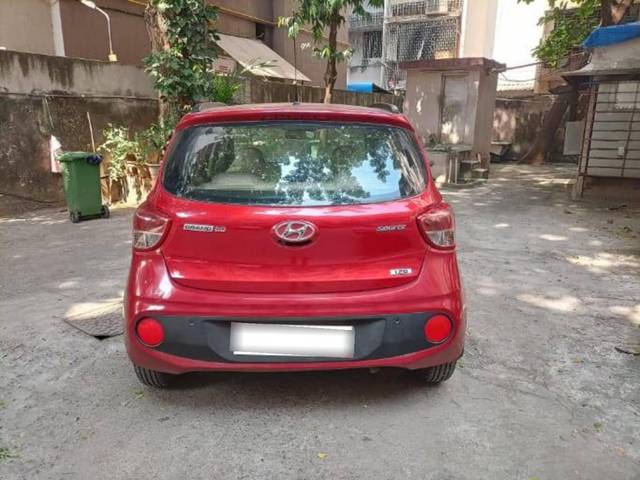 https://images10.gaadi.com/usedcar_image/4392648/original/processed_8fd823666f07739544e361316cc11345.jpg?imwidth=6402