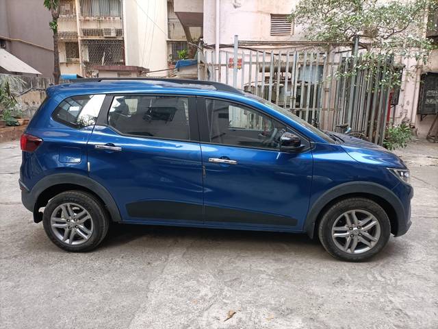 https://images10.gaadi.com/usedcar_image/4392670/original/processed_ca1707d23c7185d13aa16be567159309.jpg?imwidth=6401