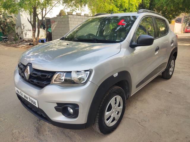 https://images10.gaadi.com/usedcar_image/4392718/original/a719ebe6e57dcc1cd6f4bc46f2f45d8e.jpg?imwidth=6401