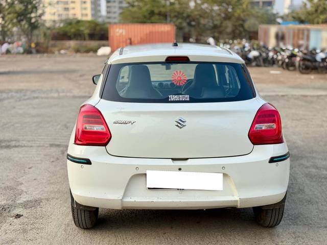 https://images10.gaadi.com/usedcar_image/4392841/original/processed_8dd46be94bd3370bb20304e82da9aeba.jpg?imwidth=6402