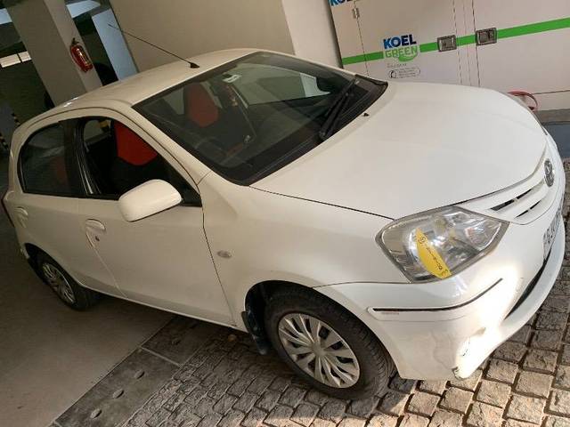 https://images10.gaadi.com/usedcar_image/4392916/original/83d0ad364f3855471c11fb2da5f31d2d.jpg?imwidth=6401