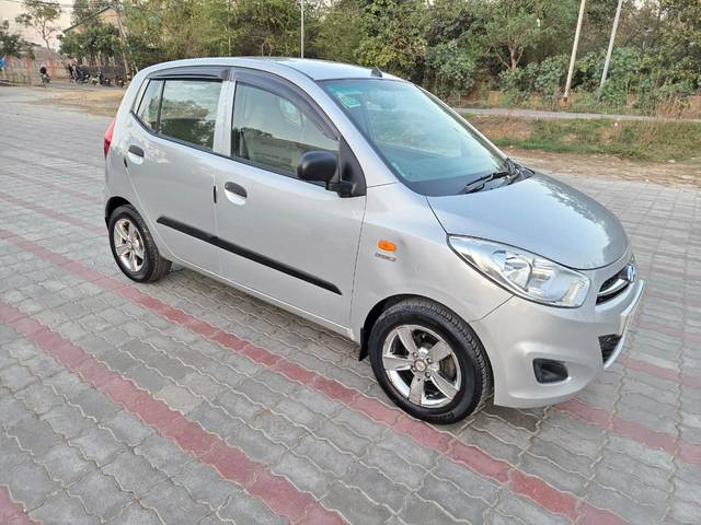 https://images10.gaadi.com/usedcar_image/4393001/original/4565ac2353464973f918c5ba4248ba6b.jpg?imwidth=6401