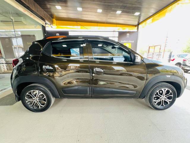 https://images10.gaadi.com/usedcar_image/4393011/original/processed_89c5f87284de5013444c665a0f273320.jpg?imwidth=6401