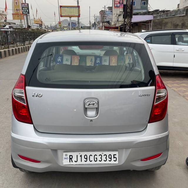 https://images10.gaadi.com/usedcar_image/4393021/original/9dca29f0f70565759da6b50db1fb4d86.jpg?imwidth=6401