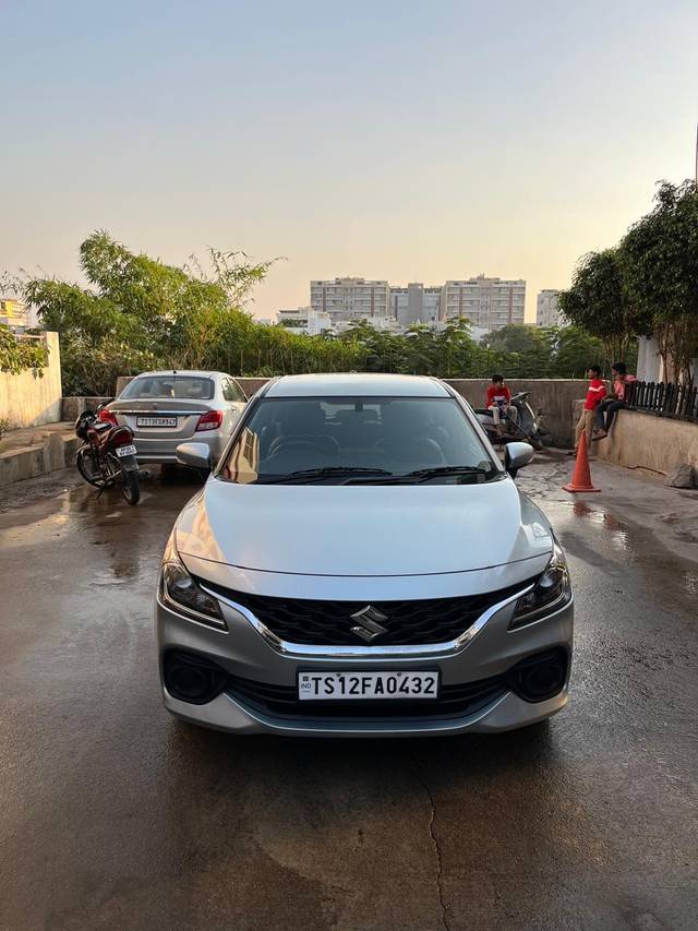 https://images10.gaadi.com/usedcar_image/4393025/original/ba548a124e38b7da8947e9251a54aee8.jpg?imwidth=6400