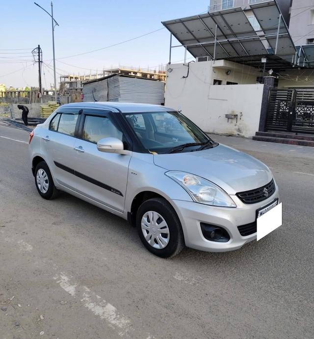 https://images10.gaadi.com/usedcar_image/4393091/original/processed_8a9a8f6a67764e0b45f041718cde6667.jpg?imwidth=6400