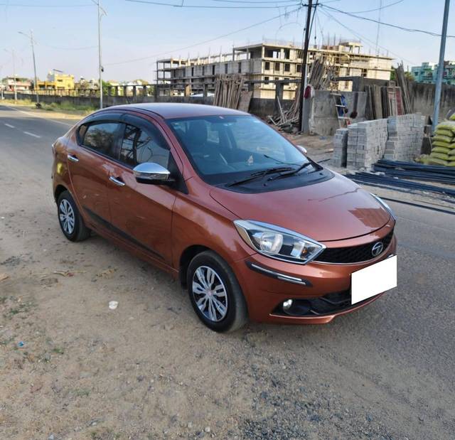 https://images10.gaadi.com/usedcar_image/4393095/original/processed_6fc706a601991050827ede1e0e27f137.jpg?imwidth=6400