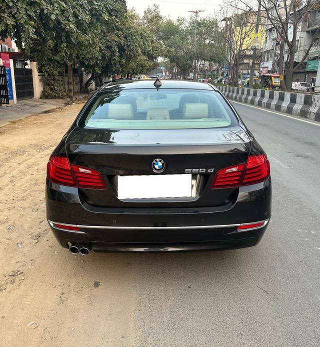 https://images10.gaadi.com/usedcar_image/4393146/original/processed_40cf84462733d4221b93409d0a450371.jpg?imwidth=6401