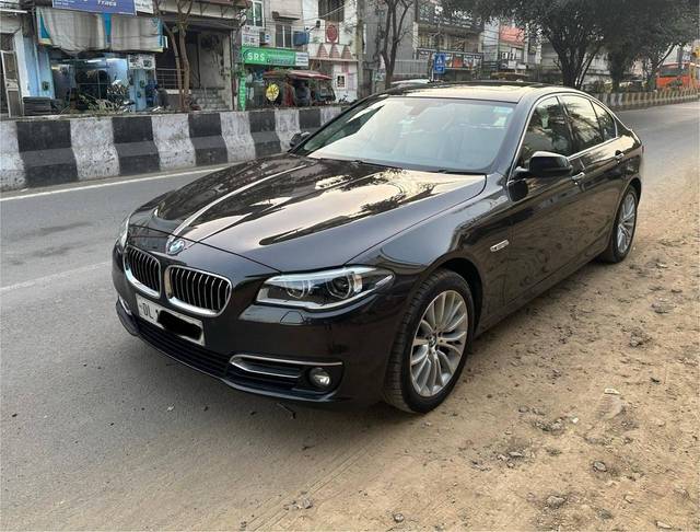 https://images10.gaadi.com/usedcar_image/4393146/original/processed_da4b78f48d36751199d553099b935928.jpg?imwidth=6402