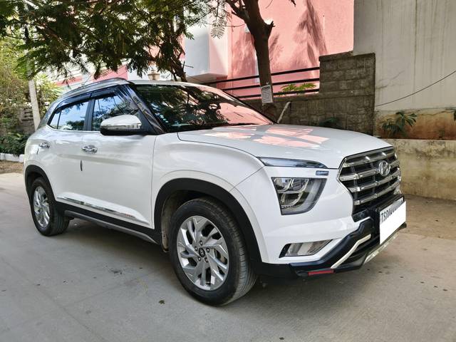 https://images10.gaadi.com/usedcar_image/4393411/original/processed_291b56e2b3fe07f2a3f36529ac4ba489.jpg?imwidth=6400