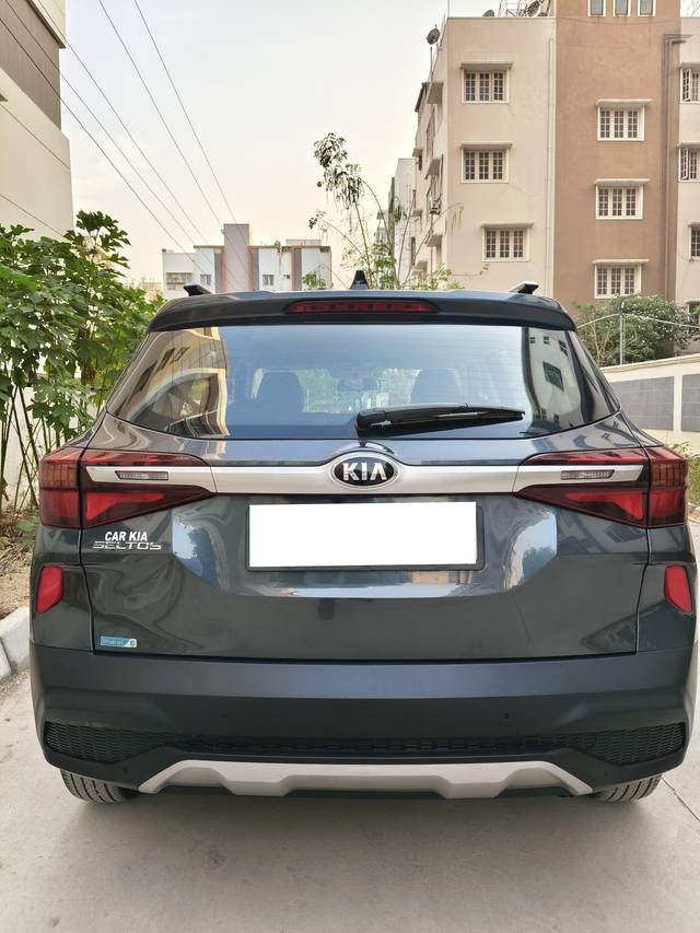 https://images10.gaadi.com/usedcar_image/4393437/original/processed_ea227530b61c93975e6b61531e5c071d.jpg?imwidth=6402