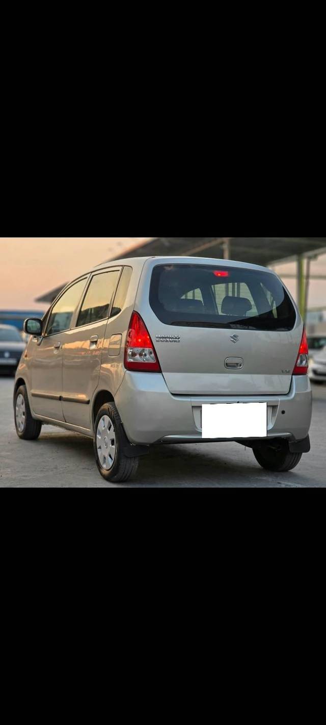 https://images10.gaadi.com/usedcar_image/4393474/original/processed_9a22d961c28fa82c77ba5994be51859d.jpg?imwidth=6400