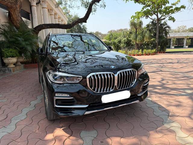 https://images10.gaadi.com/usedcar_image/4393502/original/b40db197f3a97aeded7dde4840f87793.jpg?imwidth=6402