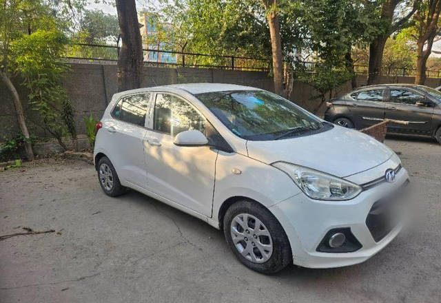 https://images10.gaadi.com/usedcar_image/4393677/original/3429ddb9ff85a914b08bfcb0e71a96ac.jpg?imwidth=6400
