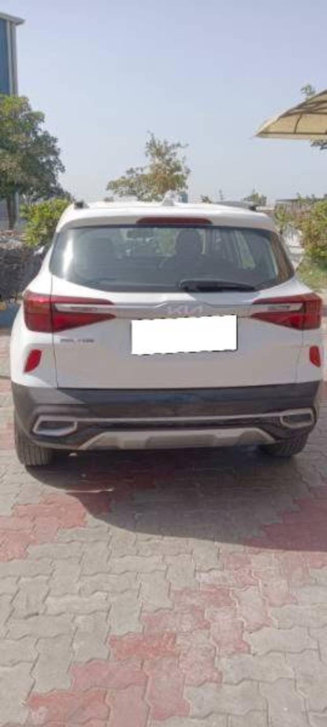 https://images10.gaadi.com/usedcar_image/4393690/original/502578e29c08d0204a694a047df152b5.jpg?imwidth=6401