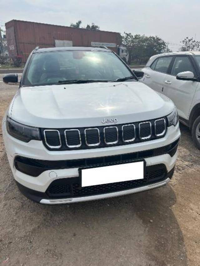 https://images10.gaadi.com/usedcar_image/4393731/original/e8cd855547f9426265129f92b820a583.jpeg?imwidth=6400